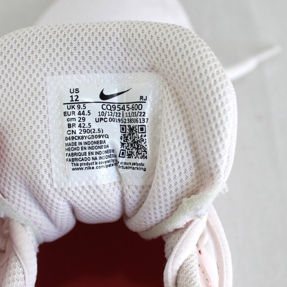 Nike Legend Essential 2 Athletic Shoes Womens Size 12 Light Soft Pink CQ9545-600 - Picture 9 of 9